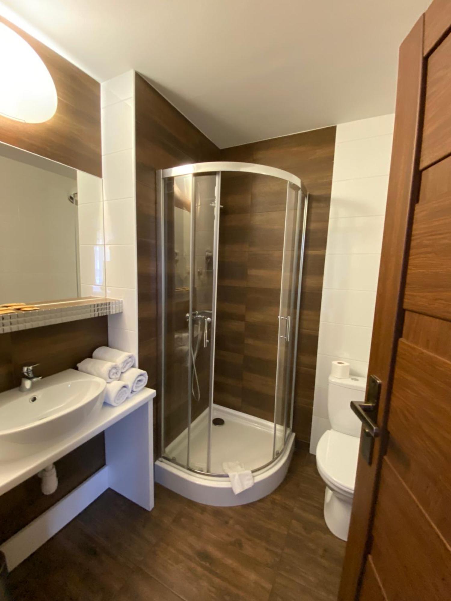 Hotel Constancja Ченстохова Экстерьер фото