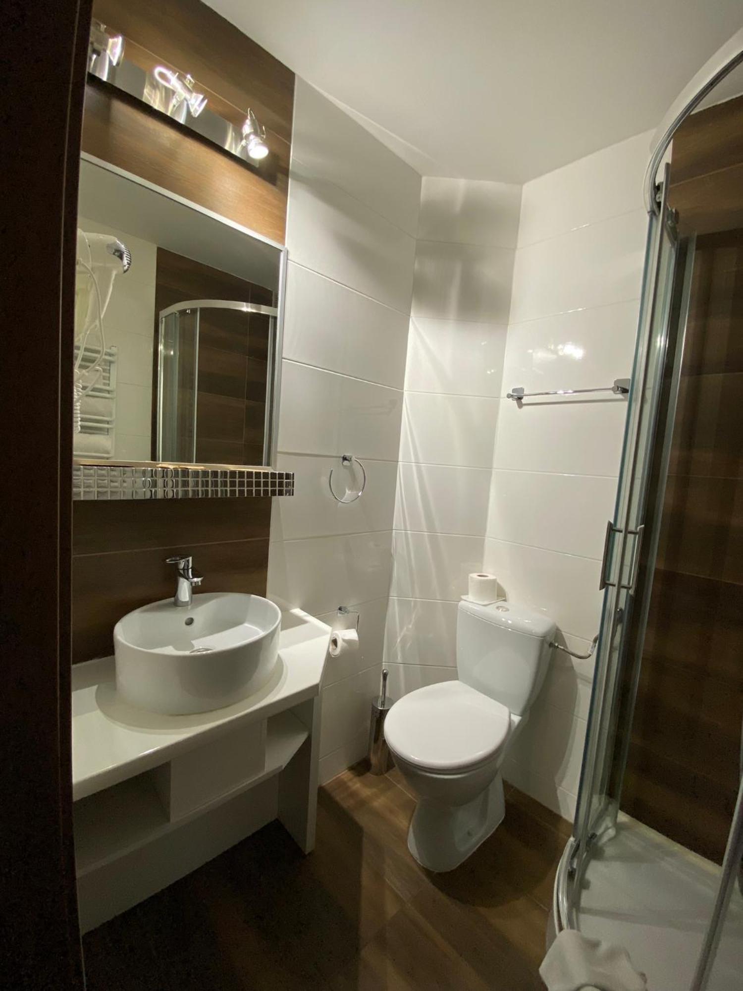 Hotel Constancja Ченстохова Экстерьер фото